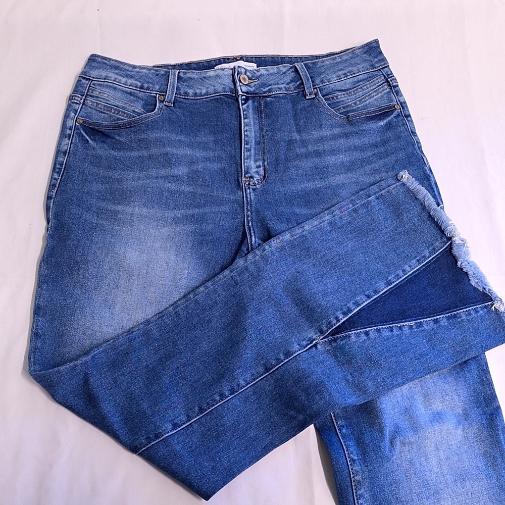 KanCan Jeans Women 18 Blue Flare Frayed Hem Back Seam Maurices Boho Western